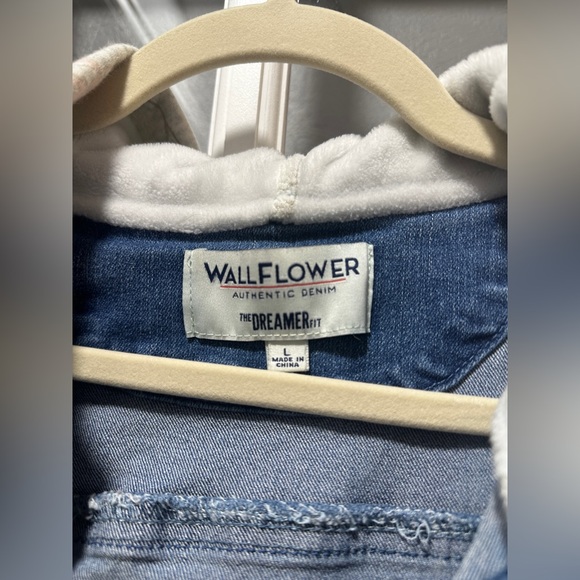 Wallflower Dreamer Knit-Sleeve Hooded Jean Jacket - Picture 4 of 11
